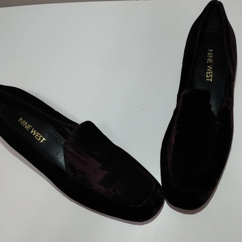 Nine West Dark Wine Moc Pumps Suede Loafers Size 5